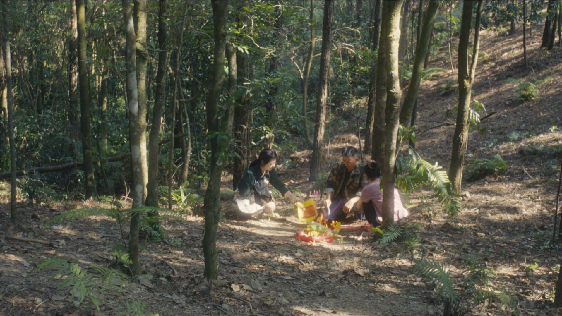 La pluie tombe film still 2
